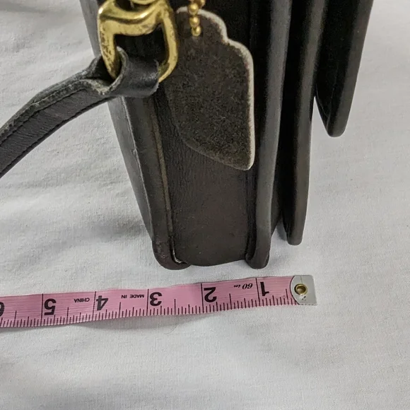 VTG Coach Station Bag Black Leather Crossbody Purse - Picture 13 of 14